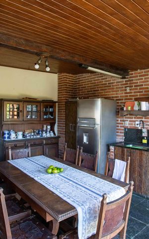 Casa à venda com 660m², 5 quartos e 8 vagasEspaço Gourmet