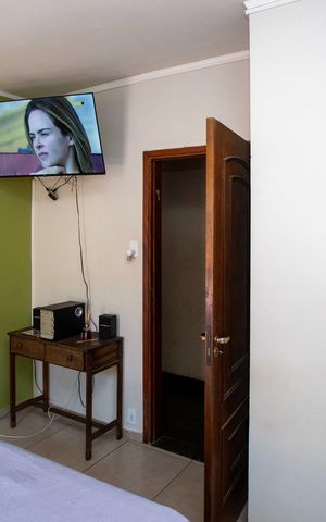 Casa à venda com 660m², 5 quartos e 8 vagasQuarto 2