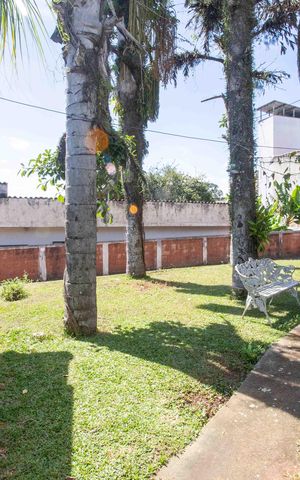 Casa à venda com 660m², 5 quartos e 8 vagasQuintal