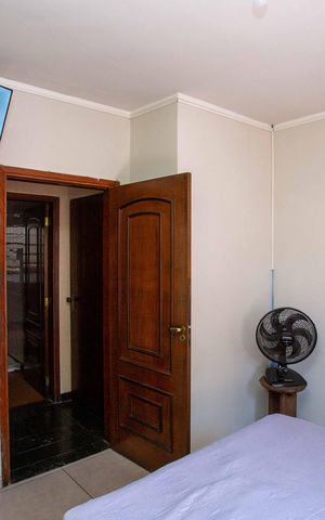 Casa à venda com 660m², 5 quartos e 8 vagasQuarto 2