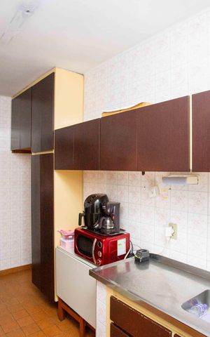 Casa à venda com 660m², 5 quartos e 8 vagasCozinha