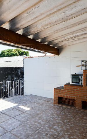 Casa à venda com 178m², 3 quartos e 2 vagasÁrea gourmet
