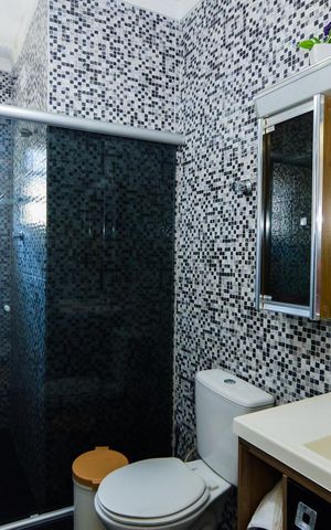 Casa à venda com 178m², 3 quartos e 2 vagasBanheiro Social