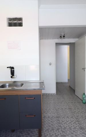 Casa à venda com 221m², 6 quartos e 1 vagaCozinha
