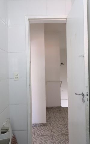Casa à venda com 221m², 6 quartos e 1 vagaBanheiro Social