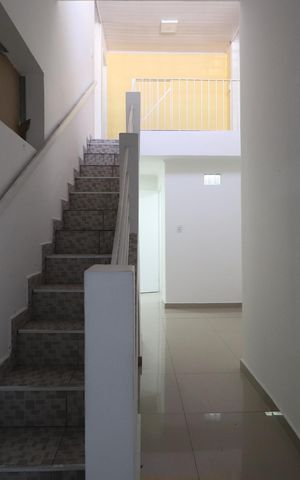 Casa à venda com 221m², 6 quartos e 1 vagaEscada