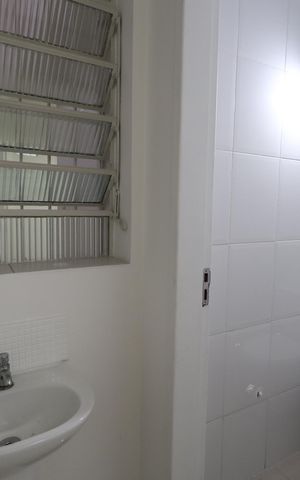 Casa à venda com 221m², 6 quartos e 1 vagaBanheiro da Suíte 1