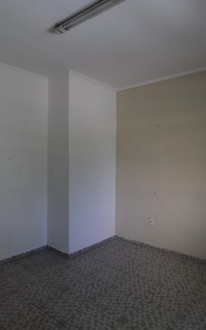 Casa à venda com 221m², 6 quartos e 1 vagaQuarto 4