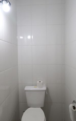 Casa à venda com 221m², 6 quartos e 1 vagaBanheiro da Suíte 1