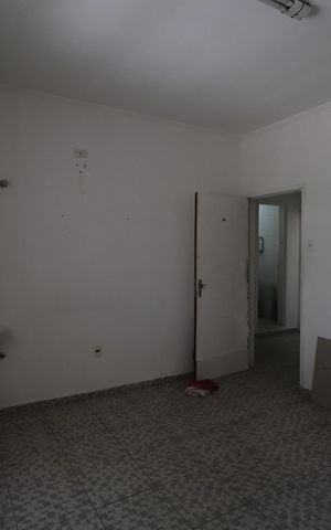 Casa à venda com 221m², 6 quartos e 1 vagaQuarto 4