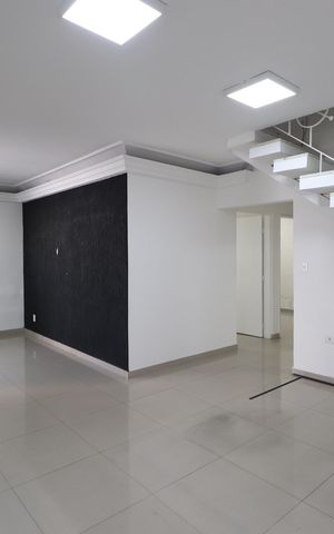 Casa à venda com 221m², 6 quartos e 1 vagaSala