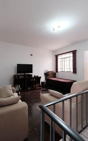 Casa à venda com 120m², 1 quarto e 2 vagasSala