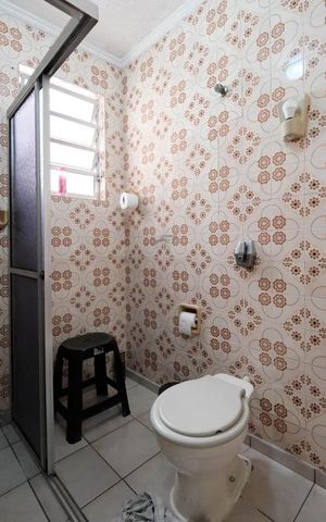 Casa à venda com 120m², 1 quarto e 2 vagasBanheiro