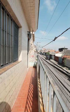 Casa à venda com 120m², 1 quarto e 2 vagasÁrea externa