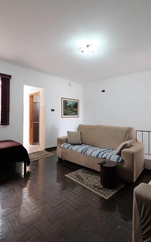 Casa à venda com 120m², 1 quarto e 2 vagasSala