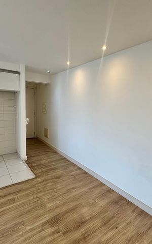 Apartamento para alugar com 62m², 2 quartos e 1 vaga Apartamento para alugar com 62m², 2 quartos e 1 vagaSala