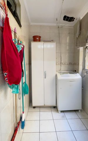 Apartamento à venda com 84m², 3 quartos e 2 vagas Apartamento à venda com 84m², 3 quartos e 2 vagasÁrea de Serviço