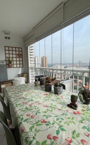 Apartamento para alugar com 77m², 3 quartos e 1 vaga Apartamento para alugar com 77m², 3 quartos e 1 vagaVaranda