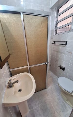 Casa à venda com 182m², 3 quartos e 3 vagas Casa à venda com 182m², 3 quartos e 3 vagasBanheiro