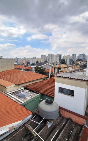 Casa à venda com 182m², 3 quartos e 3 vagas Casa à venda com 182m², 3 quartos e 3 vagasÁrea externa