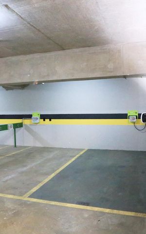 Studio à venda com 40m², 1 quarto e 1 vaga Studio à venda com 40m², 1 quarto e 1 vagaGaragem