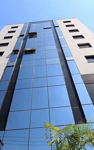 Studio à venda com 40m², 1 quarto e 1 vaga Studio à venda com 40m², 1 quarto e 1 vagaFachada