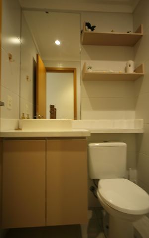 Apartamento à venda com 73m², 2 quartos e 2 vagasBanheiro Social 