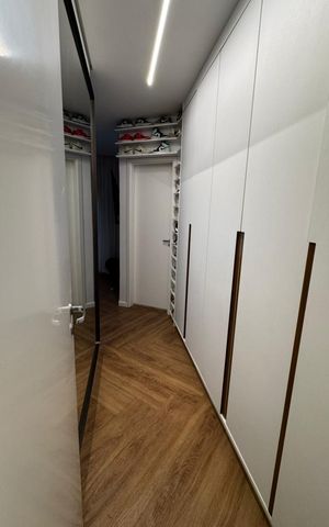 Apartamento à venda com 127m², 3 quartos e 2 vagas Apartamento à venda com 127m², 3 quartos e 2 vagasQuarto