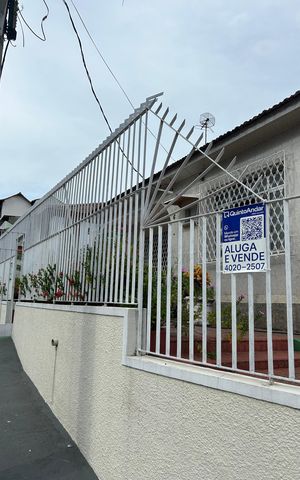 Casa de condomínio à venda com 155m², 3 quartos e 2 vagas