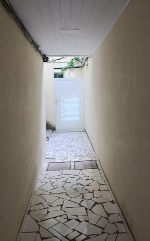 Casa de condomínio para alugar com 65m², 2 quartos e sem vaga Casa de condomínio para alugar com 65m², 2 quartos e sem vagaFachada