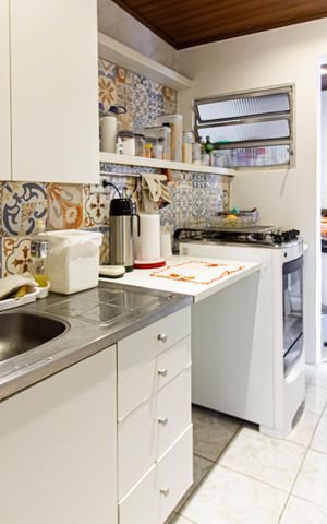 Casa à venda com 120m², 2 quartos e 2 vagas Casa à venda com 120m², 2 quartos e 2 vagasCozinha