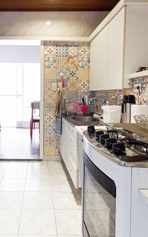 Casa à venda com 120m², 2 quartos e 2 vagas Casa à venda com 120m², 2 quartos e 2 vagasCozinha