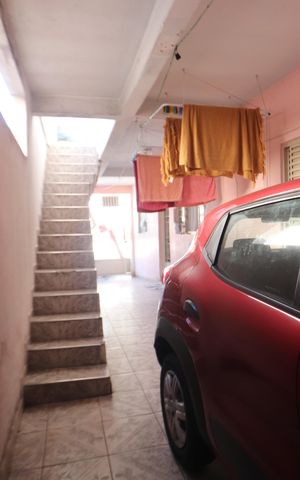 Casa à venda com 320m², 4 quartos e 4 vagasGaragem