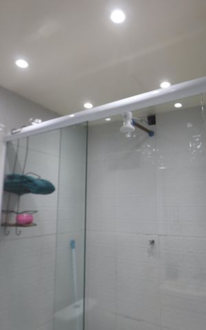 Casa à venda com 320m², 4 quartos e 4 vagasBanheiro de Baixo - Casa 2