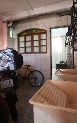 Casa à venda com 320m², 4 quartos e 4 vagasLavanderia - Casa 2