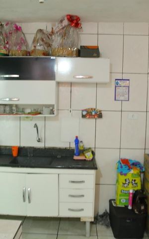 Casa à venda com 76m², 3 quartos e 2 vagasárea de convivência ( cozinha) 