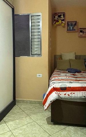 Casa à venda com 76m², 3 quartos e 2 vagasQuarto 2 