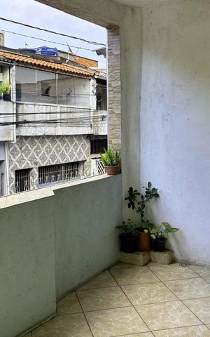 Casa à venda com 76m², 3 quartos e 2 vagasVaranda dos Quartos 