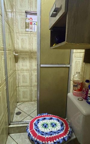Casa à venda com 76m², 3 quartos e 2 vagasBanheiro da Suíte 