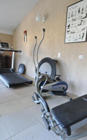 Casa à venda com 510m², 4 quartos e 6 vagasAcademia