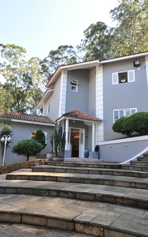 Casa à venda com 510m², 4 quartos e 6 vagasAspecto geral do imóvel