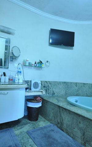 Casa à venda com 510m², 4 quartos e 6 vagasBanheiro da Suíte Master