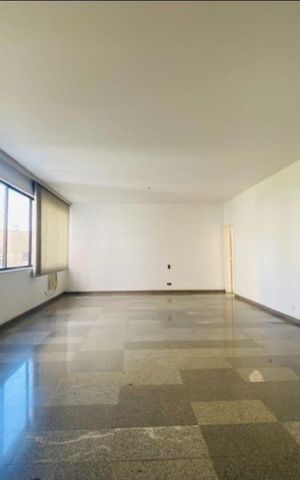 Apartamento à venda com 188m², 4 quartos e 2 vagas