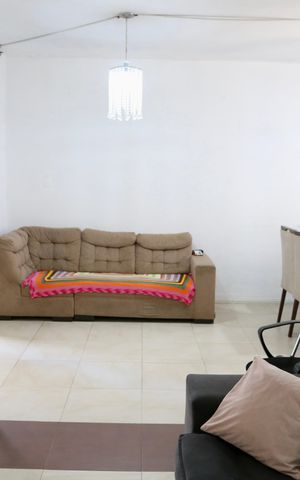 Casa à venda com 150m², 3 quartos e 3 vagas