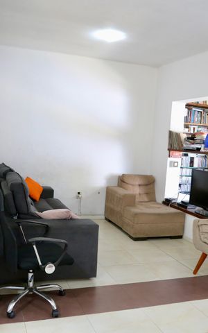 Casa à venda com 150m², 3 quartos e 3 vagas