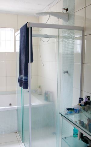 Casa à venda com 150m², 3 quartos e 3 vagas