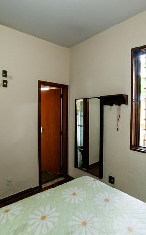 Casa à venda com 240m², 3 quartos e 4 vagas Casa à venda com 240m², 3 quartos e 4 vagasSuíte
