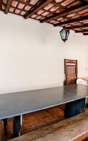Casa à venda com 240m², 3 quartos e 4 vagas Casa à venda com 240m², 3 quartos e 4 vagasChurrasqueira