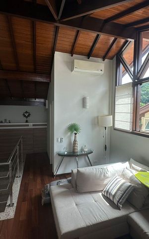 Casa à venda com 320m², 4 quartos e 3 vagasÁrea externa