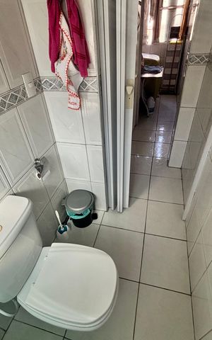 Apartamento à venda com 48m², 2 quartos e 1 vaga Apartamento à venda com 48m², 2 quartos e 1 vagaBanheiro
